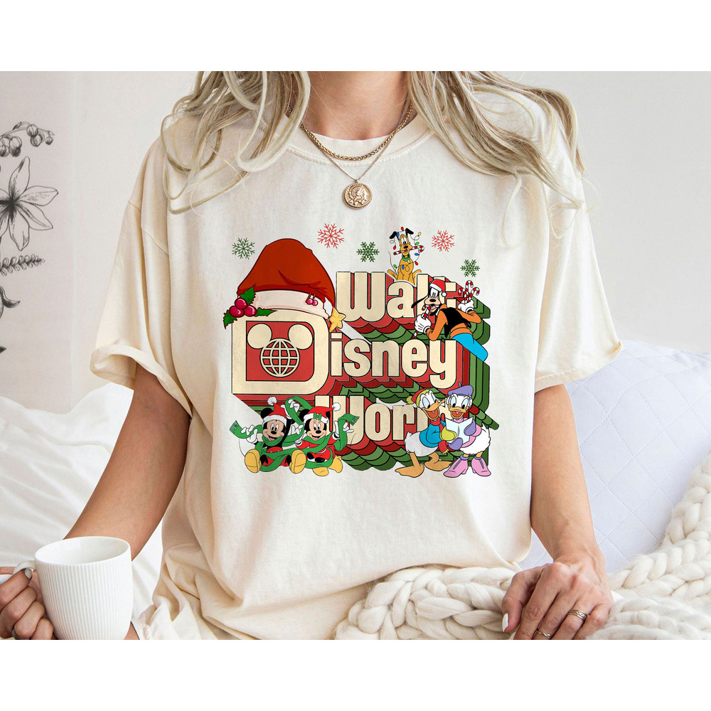Walt Disney World A Very Merry Christmas Mickey And Friend Disneyland Trip Shirt Family Matching Walt Disney World Shirt Gift Ideas.jpg