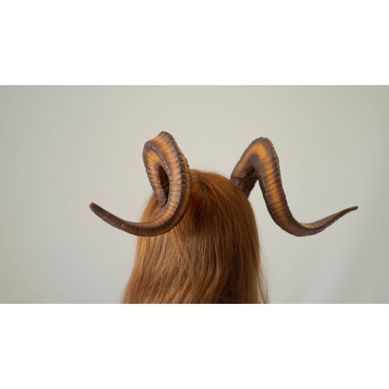 Demon Horns Headband Twisted Ram Horns Headpiece For Halloween Or Photoshoot Realistic Fantasy Cosplay Horns 4