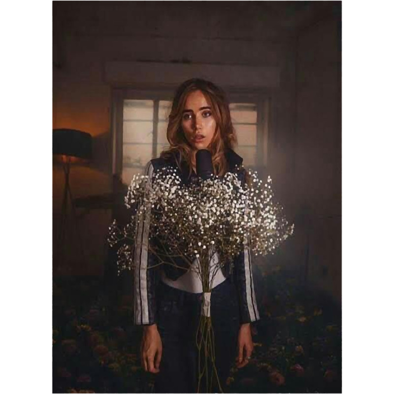 Suki waterhouse .png