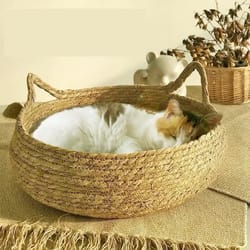 Hand-Woven Rattan Cat Nest, Removable Warm Pad for All Seasons, Washable Winter Pet Supplies