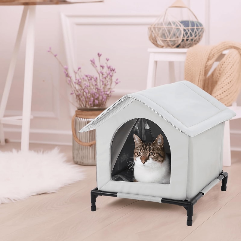 Waterproof Outdoor Cat House Feral Cat Shelter With Cold Resistance 0