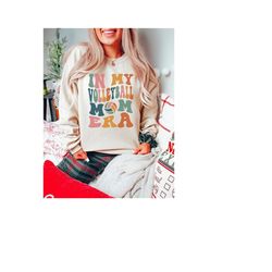 in my volleyball mom era sweatshirt, custom volleyball mom sweatshirt, volleyball mom game day tee, personalized volleyb