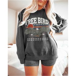 free bird gildan unisex sweatshirt ,free bird sweatshirt,