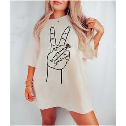 peace sign bride tee, bride tee t-shirt, engagement