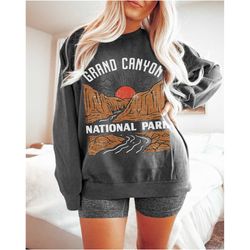 grand canyon sweatshirt, gildan unisex sweatshirt, national park