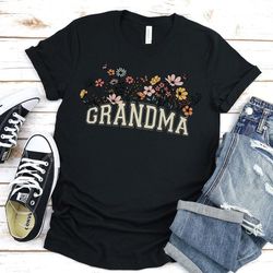 grandma shirt, wildflowers grandma shirt, grandma est 2024, gift for new grandmother, pregnancy announcement, flower ret