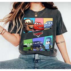 disney pixar cars group characters retro 90s t-shirt, lightning mcqueen tow mater sally hudson shirt, disneyland trip fa