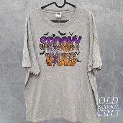spooky vibes halloween t-shirt, vintage graphic shirt, y2k halloween party shirt, leopard shirt, spooky unisex tee