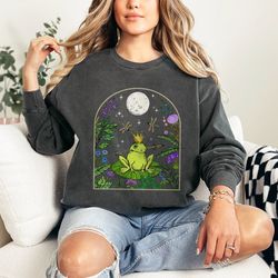 cottagecore| whimsigoth frog clothing | toad sweatshirt | cute frog lover gift