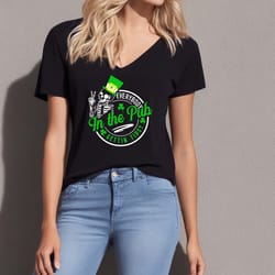 everybody in the pub gettin tipsy t-shirt, funny irish shirt, saint patrick day, alcohol shirt, day drinking shirt, skel