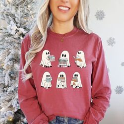 ghost reading books long sleeve, bookish halloween long sleeve, halloween teacher gift, librarian halloween shir
