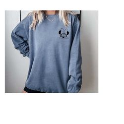 comfort colors disney sweatshirt,disneyland sweatshirt, magic kingdom shirt,