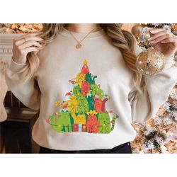funny cat christmas tree shirt, christmas cat shirt, cat mom t-shirt, cat mama tee, pet lovers, cat lovers gift