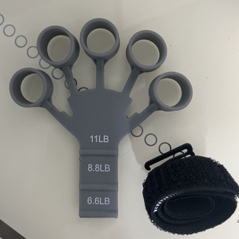 Shooting Corrector, Silicone 5-Finger Finger Trainer, Auxiliary Grip Strength Training Wrist Tension Device