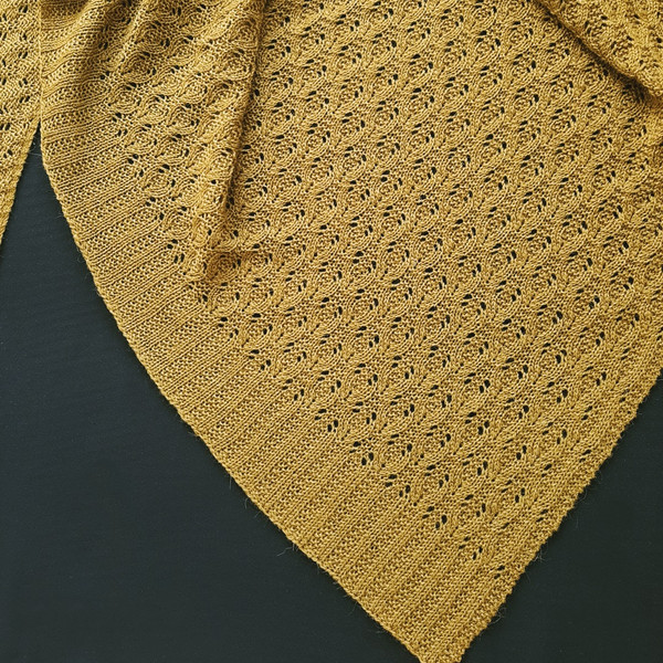 ia-textured-shawl-knitting-pattern-2.jpg