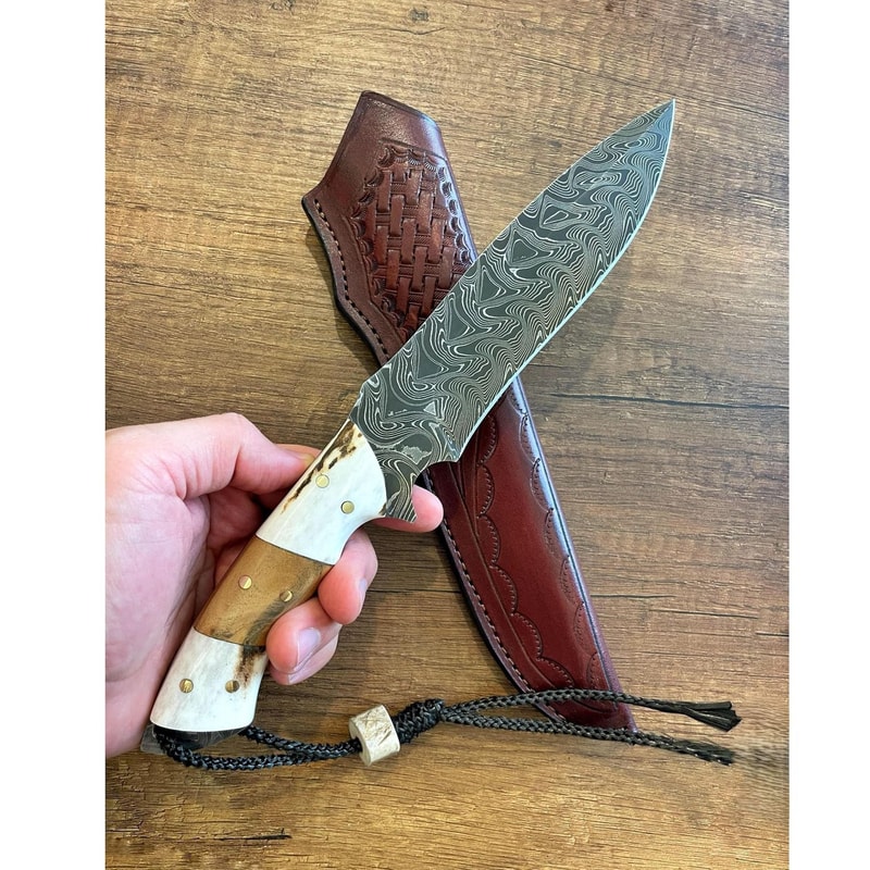 Blacksmith Style Damascus Hunting Knife For Camping Bushcraft Outdoor Adventure 9