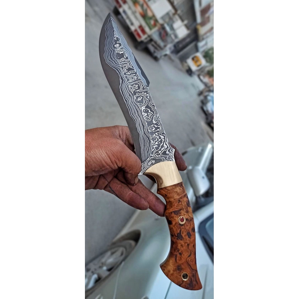 Real Damascus Hunting Knife 150 Layers Full Tang Survival Camping Knife Chestnut Wood Handle 3