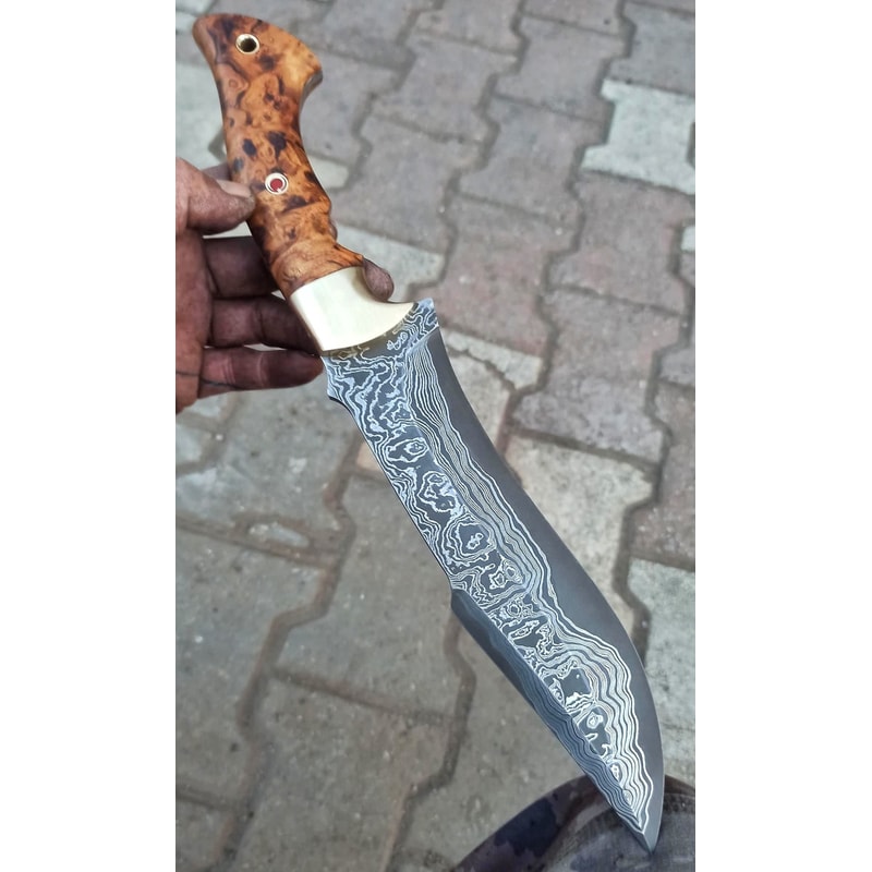 Real Damascus Hunting Knife 150 Layers Full Tang Survival Camping Knife Chestnut Wood Handle 6