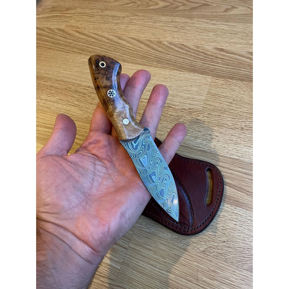 Real Damascus EDC Knife 150 Layers Full Tang Camping Knife Gloss Finished Chestnut Handle 1
