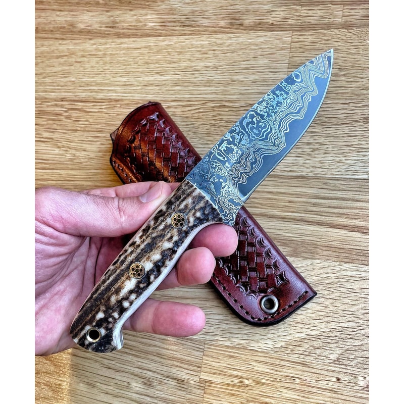 Handmade Damascus Bushcraft Knife Stag Horn Handle Outdoor Survival Blade 9