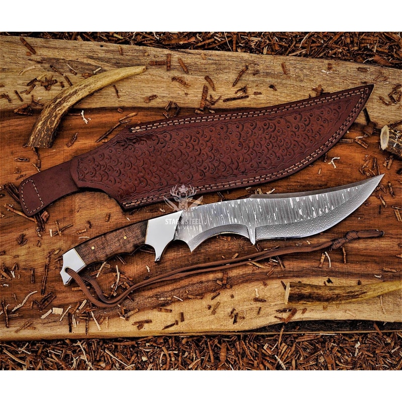 Premium Damascus Hunting Bowie Knife Built For Wilderness Performance 0