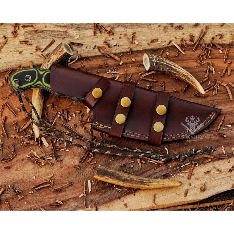 Outdoor Survival Tracker Knife With Durable D2 Steel Construction 1