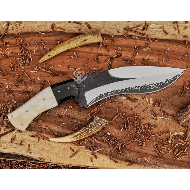 Handmade Outdoor Survival Knife With Stag Horn Handle Design 2