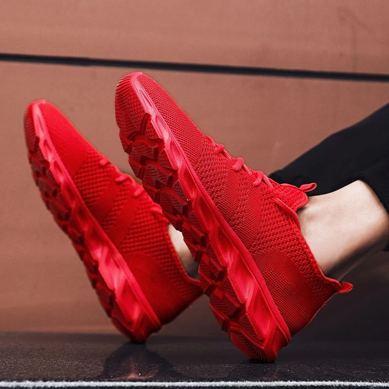Breathable Men Casual Sports Shoes Summer Light Soft Sole Comfort Outdoor Running Shoes Plus Size M 4