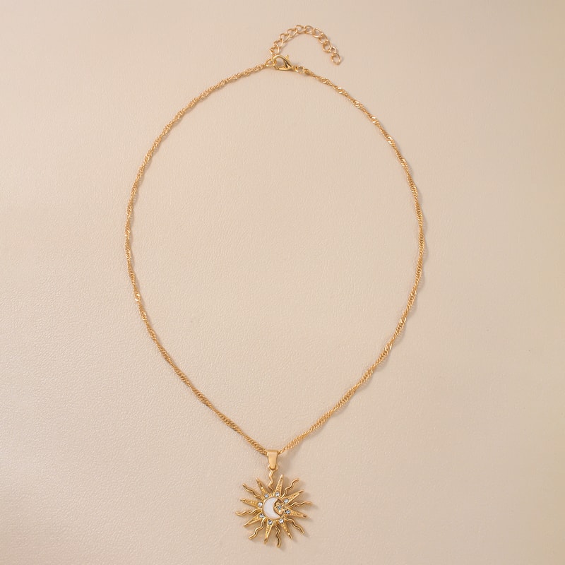Vintage Gold Sun Moon Pendant Necklace for Women, Shining Rhinestone Unique Design, Trendy Geometric Choker