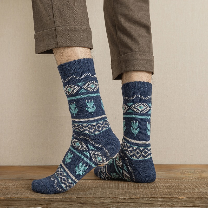 Man Women Socks Retro Style Flower Pattern Thick Warm Winter Socks 1