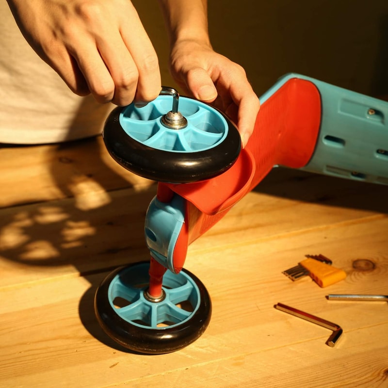 General Household Hand Tool Kit Auto Repair Tool Set with Plastic Storage Case