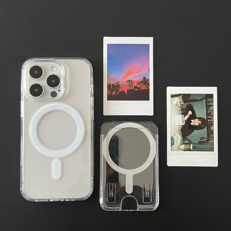 Clear MagSafe Wallet Case With Photo Card Slot 1
