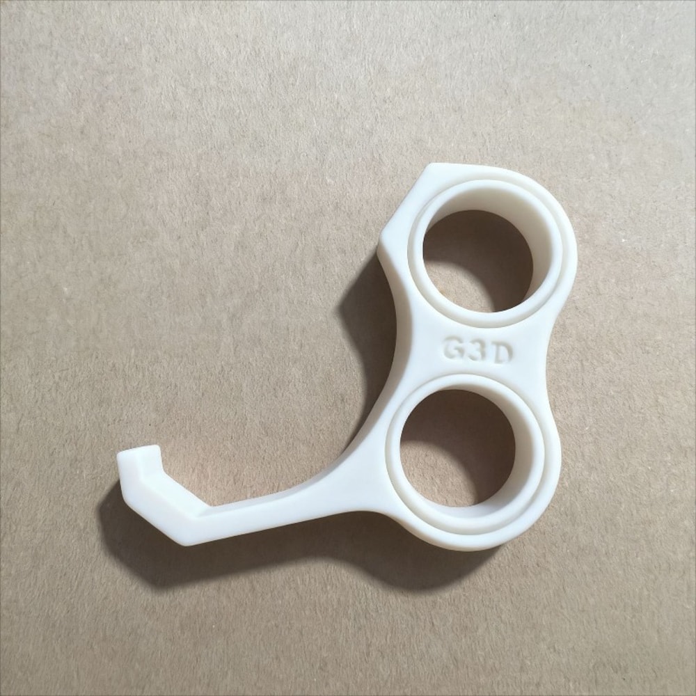 Ergonomic Phone Grip Holder With Finger Stand For Secure One Hand Use 7