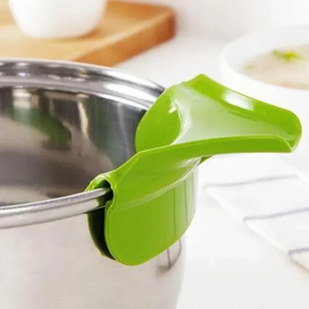 Silicone Pour Spout Clip On Pot Spout Anti Spill Funnel 2