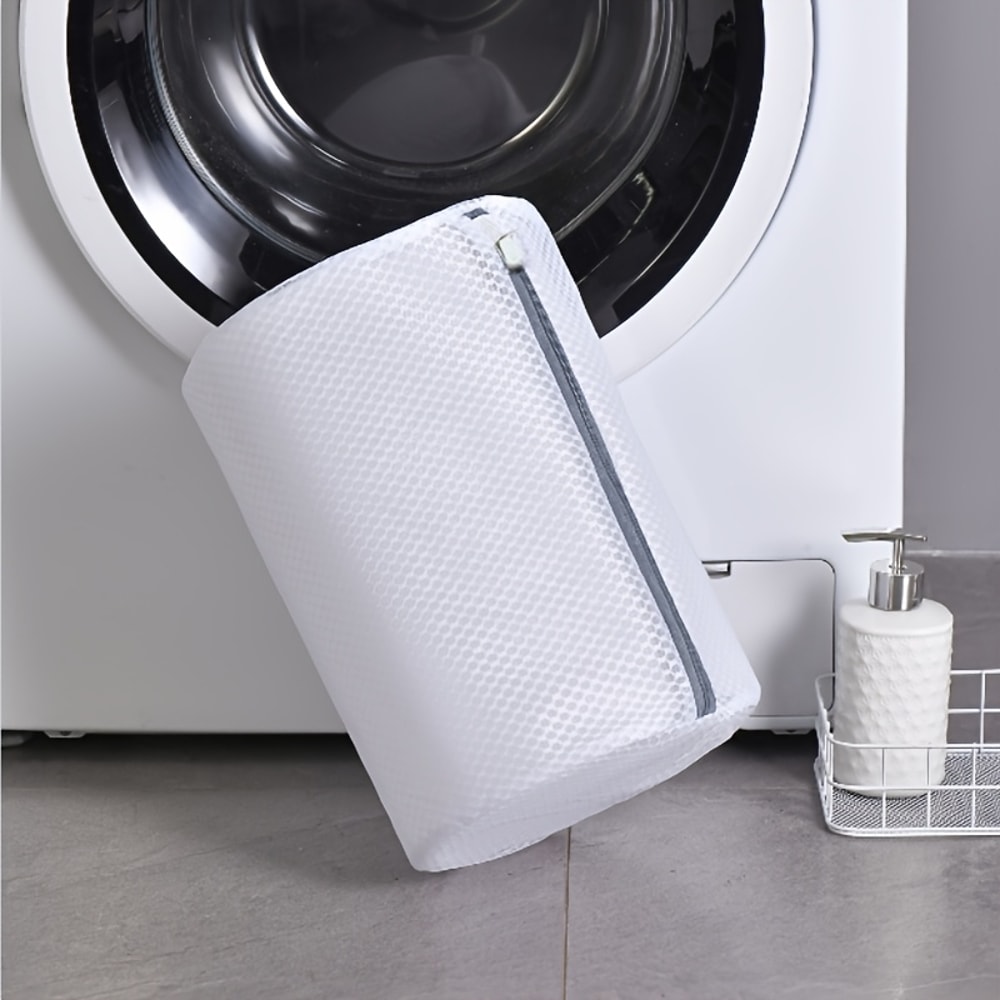 SneakerGuard Shoe Washing Bag with Zipper for Safe Machine Cleaning