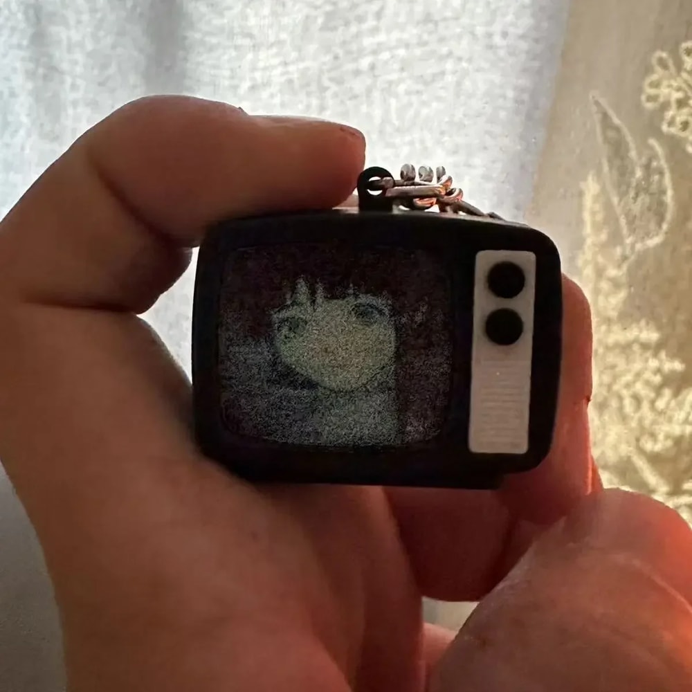 Mini Retro TV Anime Keychain Bag Charm For Cosplay Fans 2