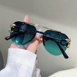 rimless pilot sunglasses with gradient lenses