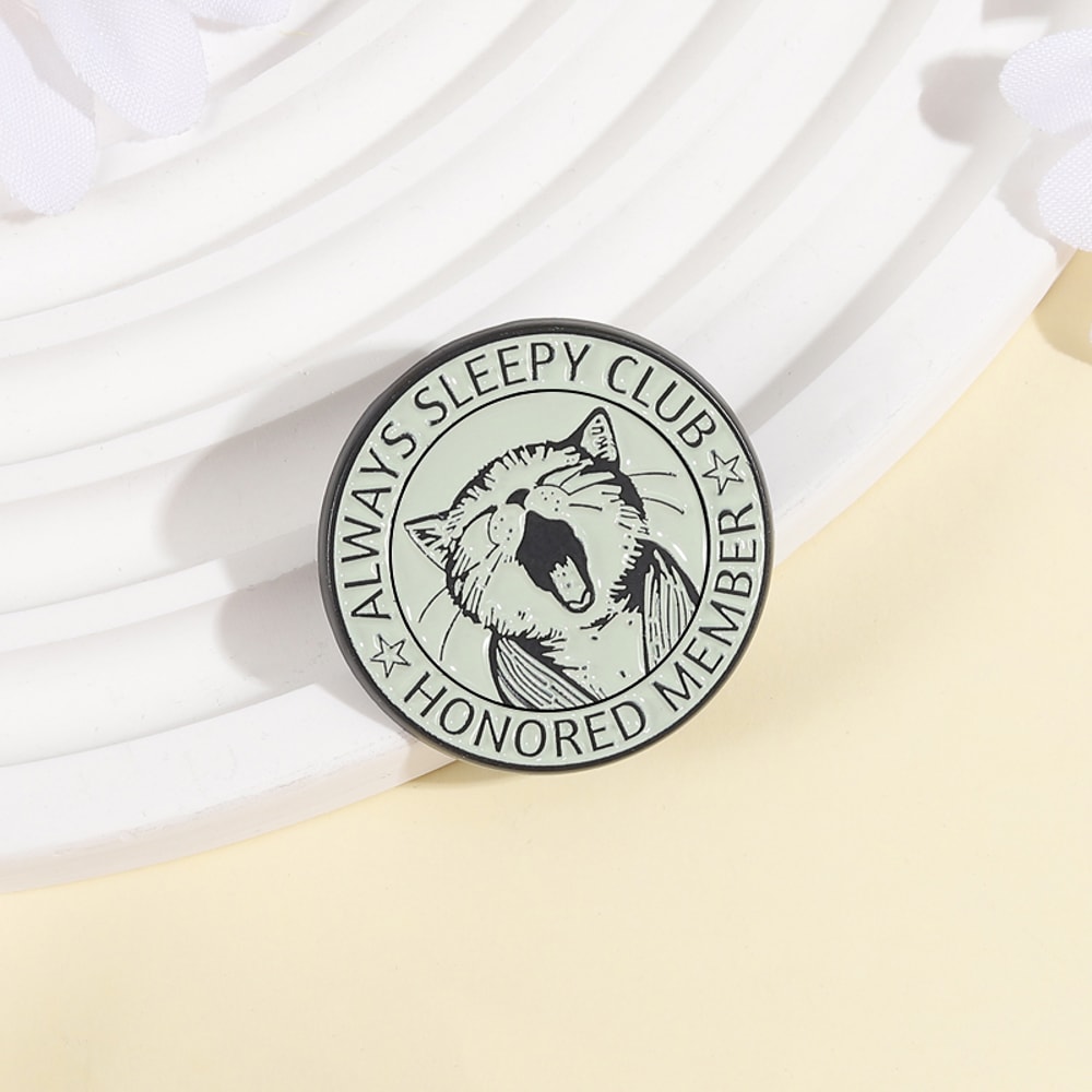 Sleepy Cat Enamel Pin Cute Cat Brooch Lapel Badge Gift
