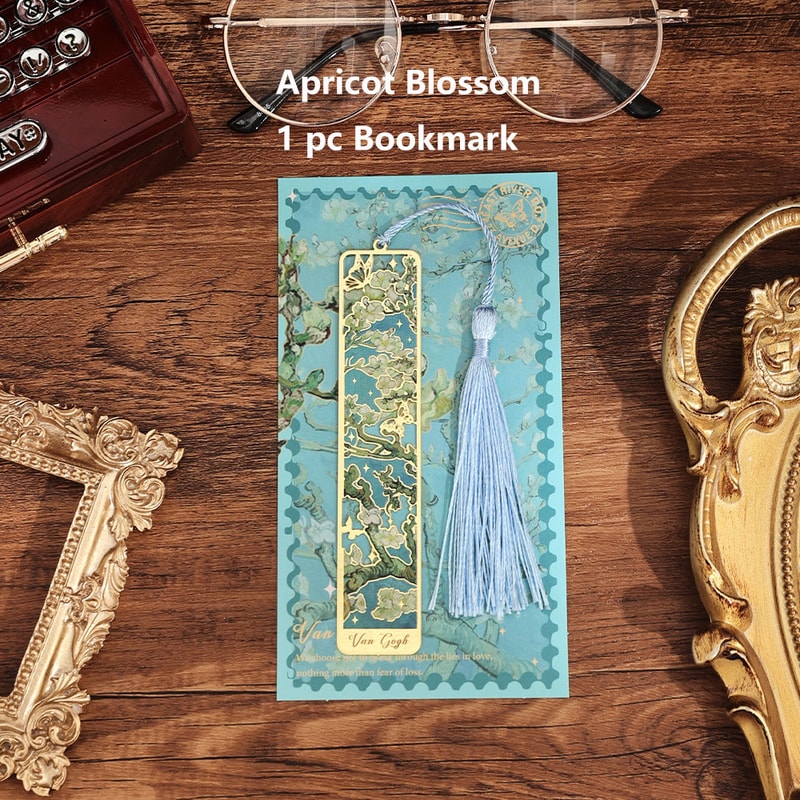 Vintage Floral Tassel Metal Bookmark with Hollow Bronzing for Book Lovers, Writers & Students