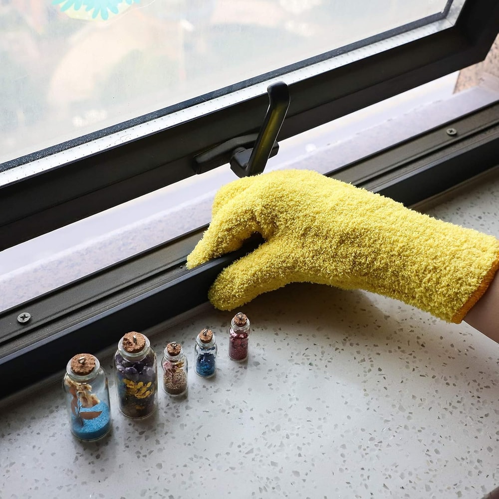 Superfine Microfiber Dust Removal Gloves For Car Detailing Home Use 3