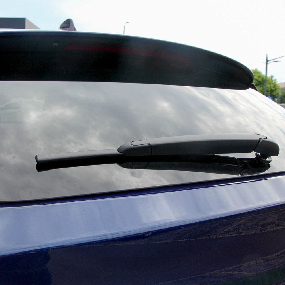 Premium Rear Windshield Wiper Blade for Alfa Romeo Stelvio Quiet, Streak Free Replacement