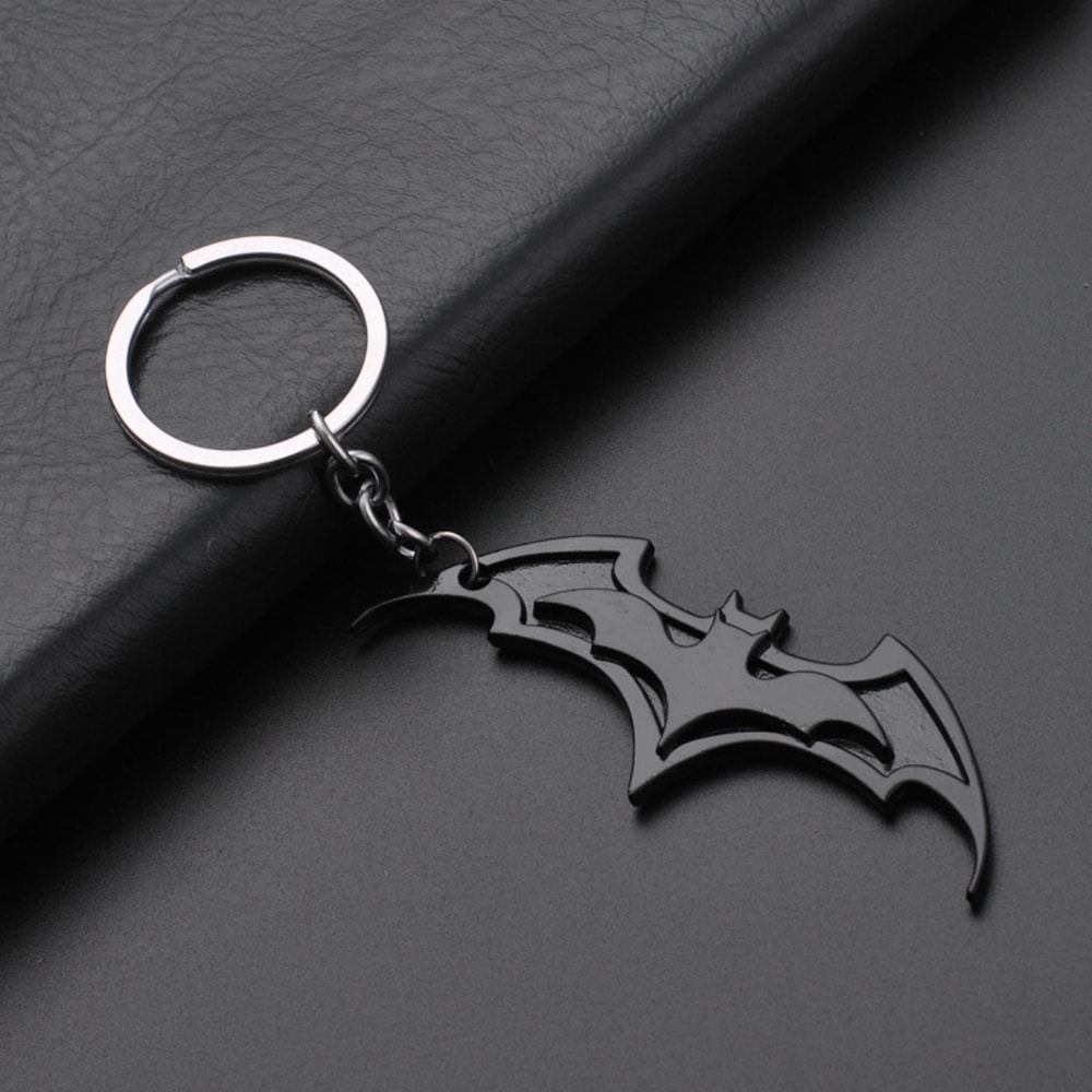 Anime Bat Keychain Metal Car Keyring for Couples and Gifts