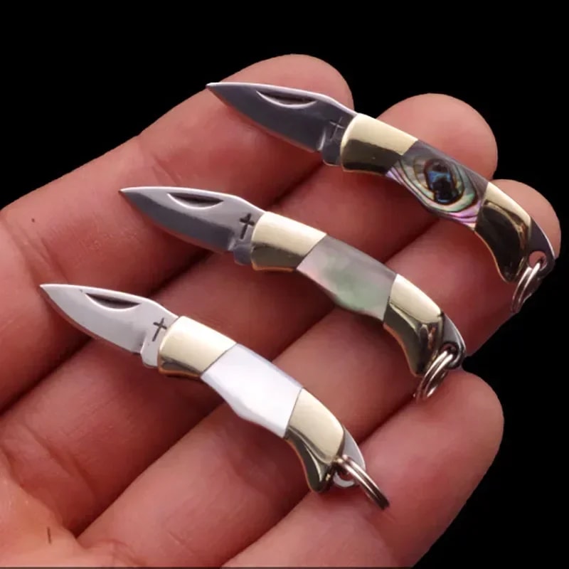 Mini Stainless Steel Pocket Knife Keychain With Sharp Blade 1