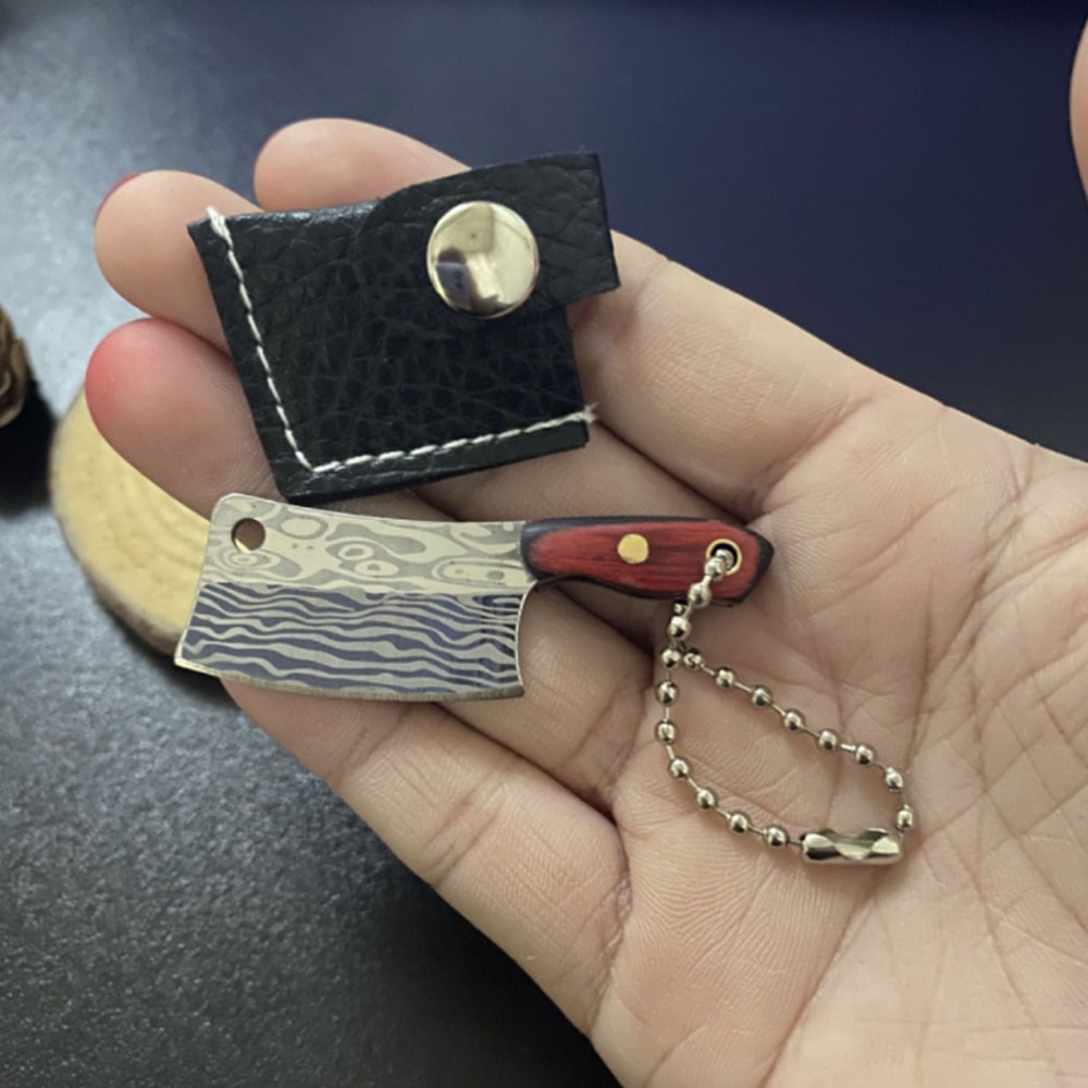 Ultra Compact Keychain Knife Portable Mini Fixed Blade Pocket Knife Peeler 5