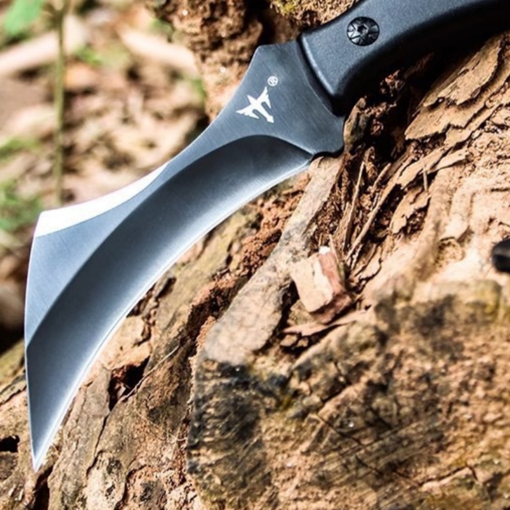 Ultimate Outdoor Camping Knife High Hardness Survival Blade