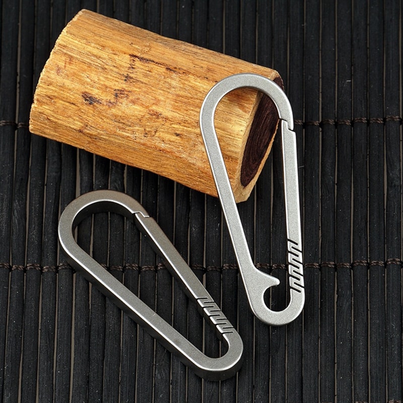 Premium Titanium Alloy Keychain Buckle Durable Tool For Car Outdoor Use 1