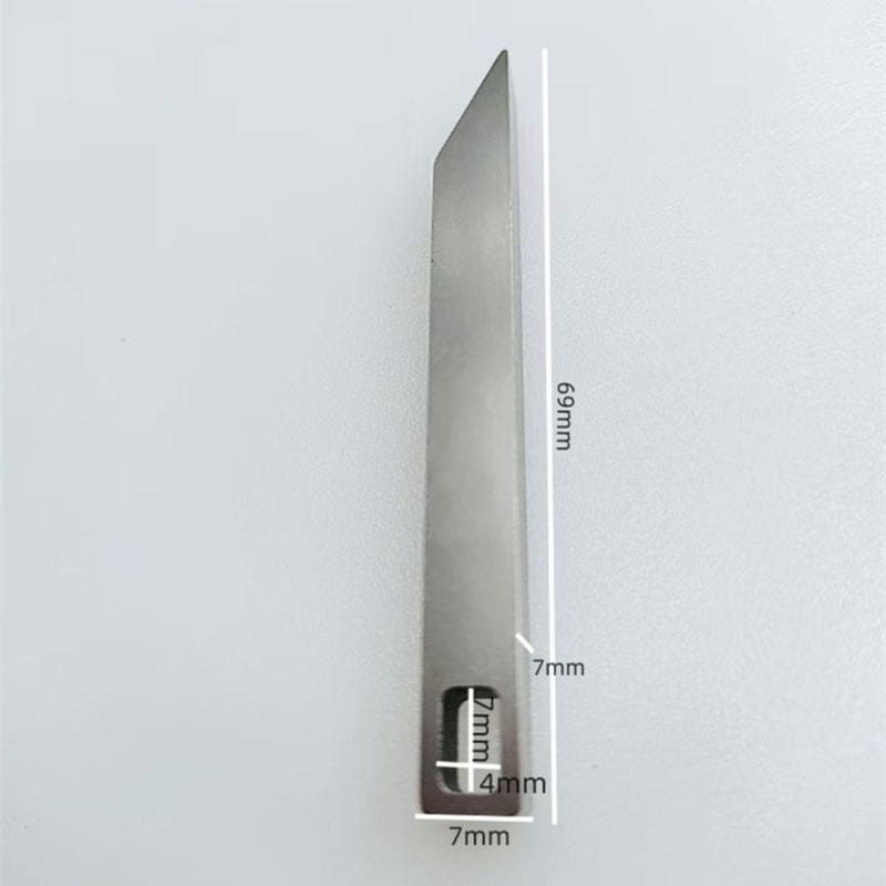 Portable Mini Titanium Alloy Prybar Multitool Keychain