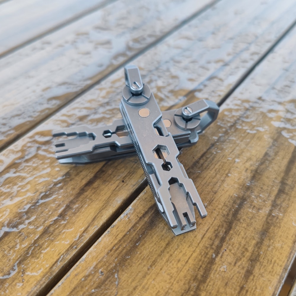 Titanium Multi Tool Keychain Pry Bar with Screwdriver and Bottle Opener