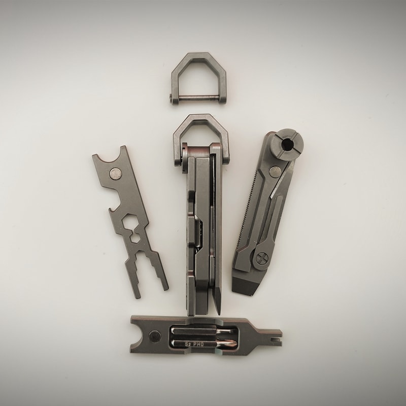 Titanium Multi Tool Keychain Pry Bar with Screwdriver and Bottle Opener
