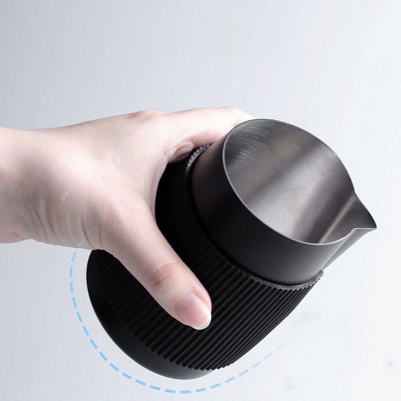 Premium Stainless Steel Latte Art Milk Frothing Pitcher Precision Pour Spout Scale For Cafe Qualit 0